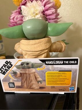 Hasbro Star Wars The Child Figure - Green & Tan